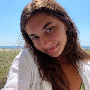 Meet your Posher, Courtney